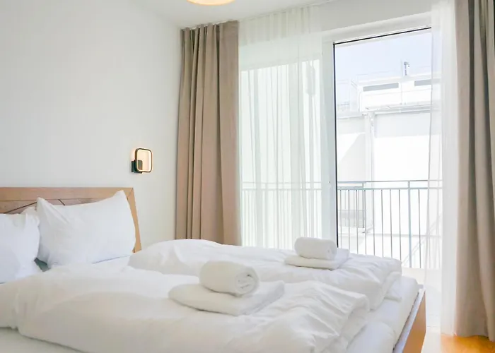 Nadland B61 * Wien