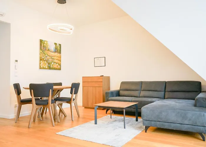 Nadland B61 Wien
