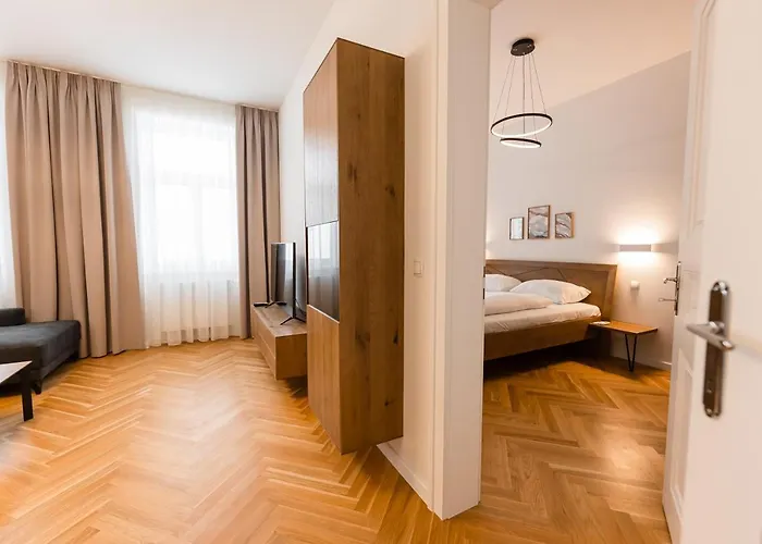 Nadland B61 * Wien