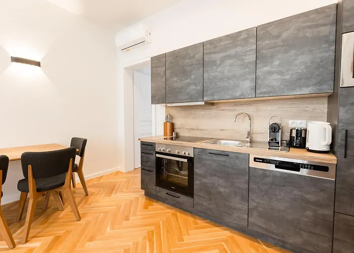 Nadland B61 * Wien